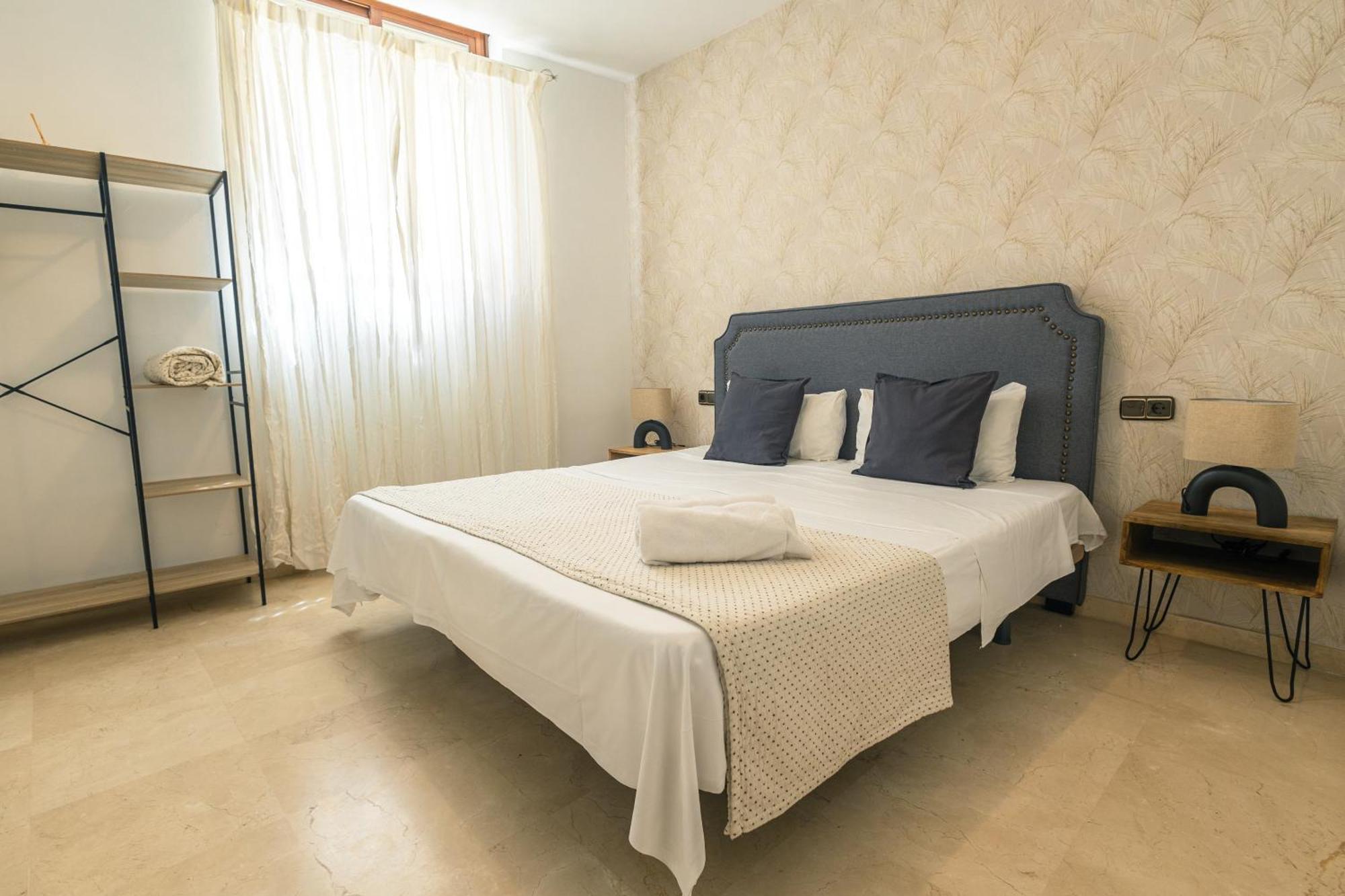Grande Apartamento Familiar Séville Extérieur photo